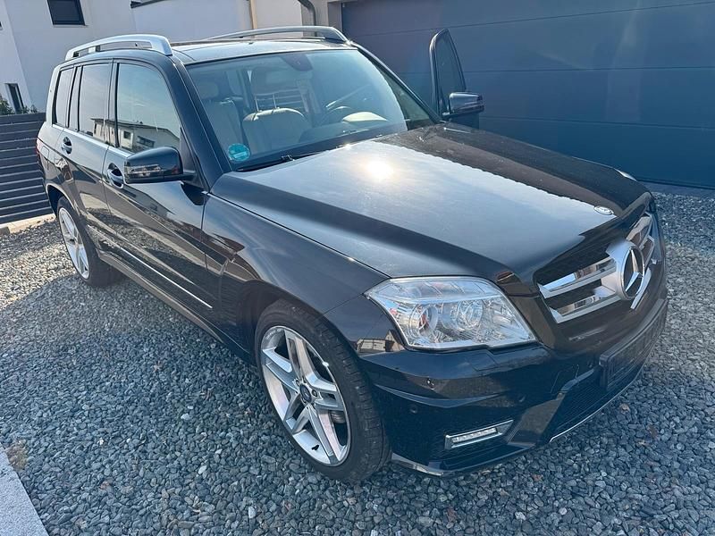 Gebraucht Mercedes GLK350 231 PS (169 kW) 2011 Schwarz SUV