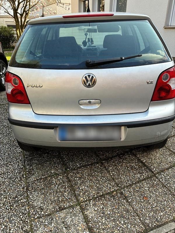 Gebraucht VW Polo 64 PS (47 kW) 2003 Grau Kleinwagen