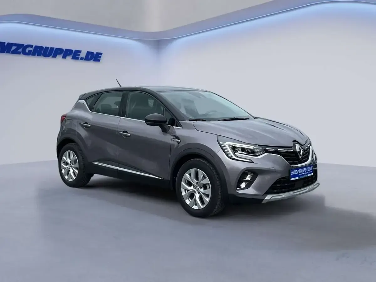 Gebraucht Renault Captur 140 PS (102 kW) 2022 Braun met SUV