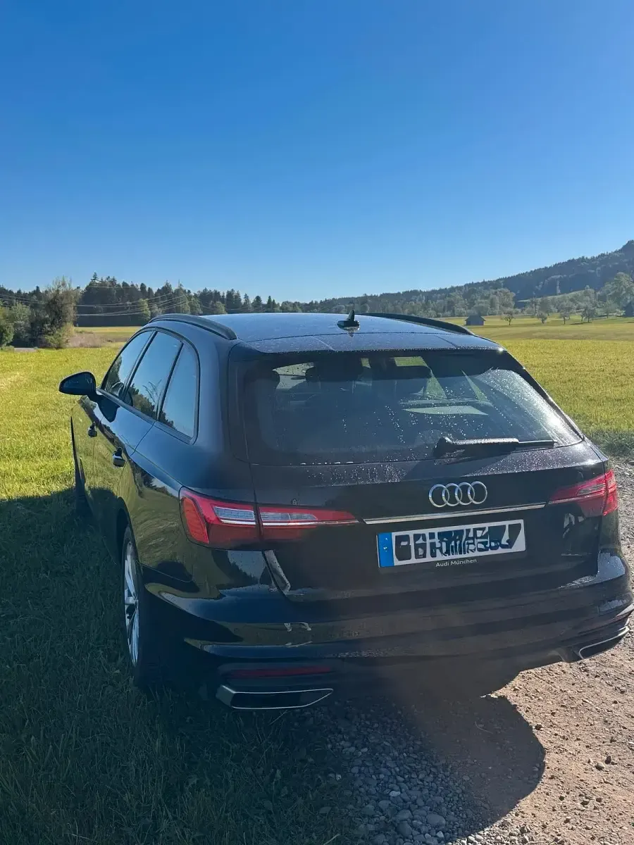 Gebraucht Audi A4 150 PS (110 kW) 2022 Schwarz Kombi
