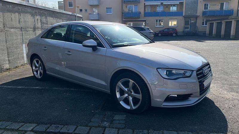 Gebraucht Audi A3 Ambiente 140 PS (102 kW) 2014 Silber Limousine