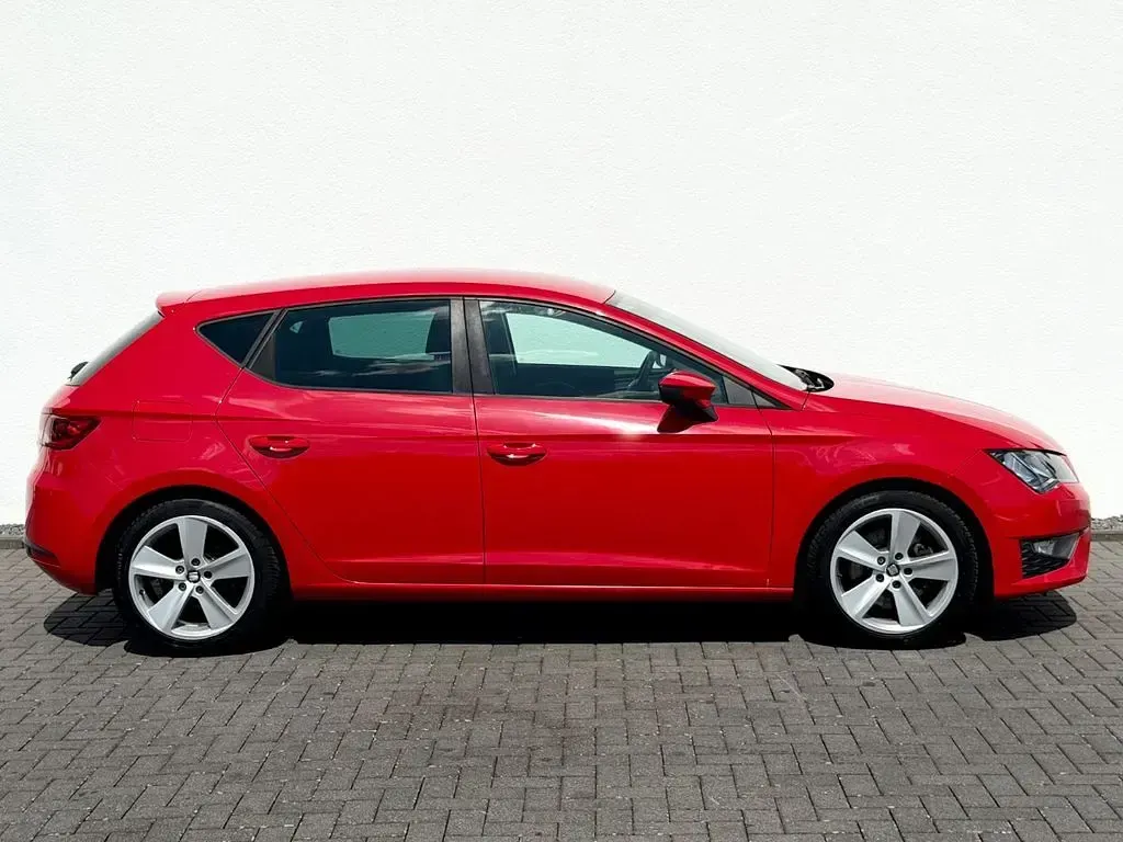 Gebraucht Seat Leon FR 179 PS (131 kW) 2013 Rojo emocion Limousine