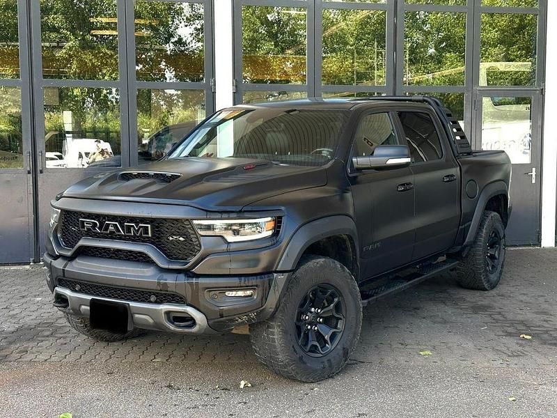 Schwarz Gebraucht 2021 Dodge Ram Abholung | 74.970 € - Bild 1/4