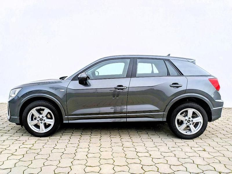 Gebraucht Audi Q2 S-Line 150 PS (110 kW) 2025 Daytonagrau perleffekt SUV