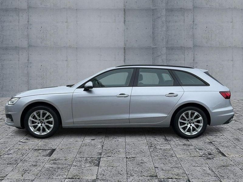 Gebraucht Audi A4 136 PS (100 kW) 2024 Florettsilber metallic Kombi