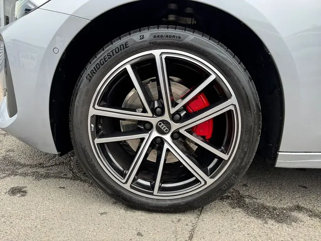 Gebraucht Audi A5 Advanced 204 PS (150 kW) 2025 Florettsilber metallic Kombi