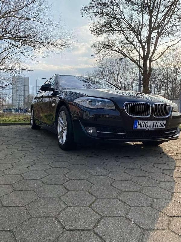 Gebraucht 2013 BMW 525 Sport Line Kombi | 13.000 € (Teuer) - Bild 1/4