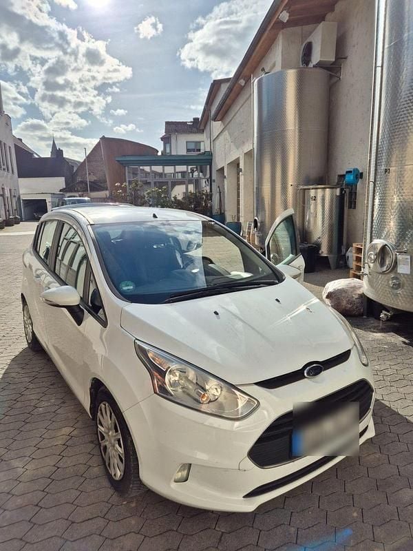 Usado Ford B-MAX 105 HP (77 kW) 2017 Branco Monovolume