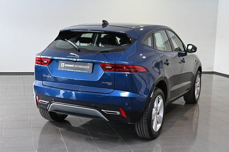 Gebraucht Jaguar E-Pace 204 PS (150 kW) 2021 Blau bluefire blue metallic (metallic) SUV