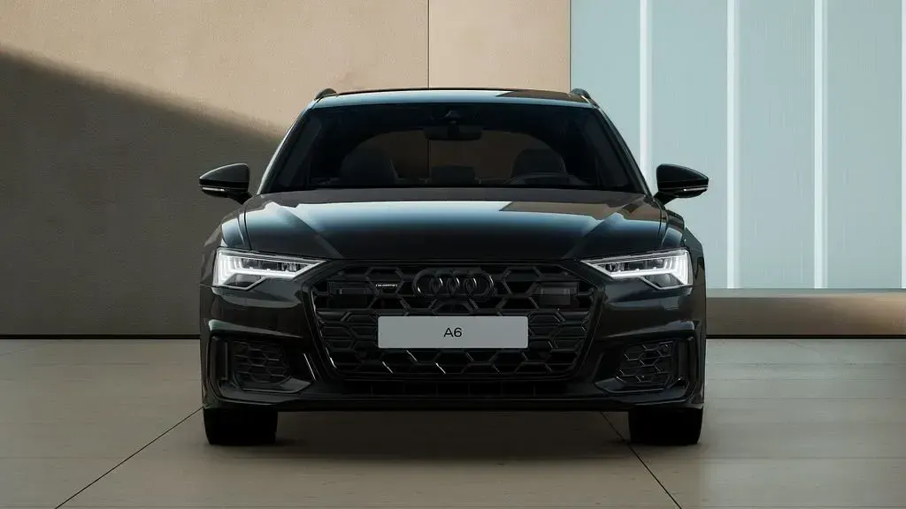 Gebraucht Audi A6 Design 367 PS (269 kW) 2025 Mythosschwarz metallic Kombi