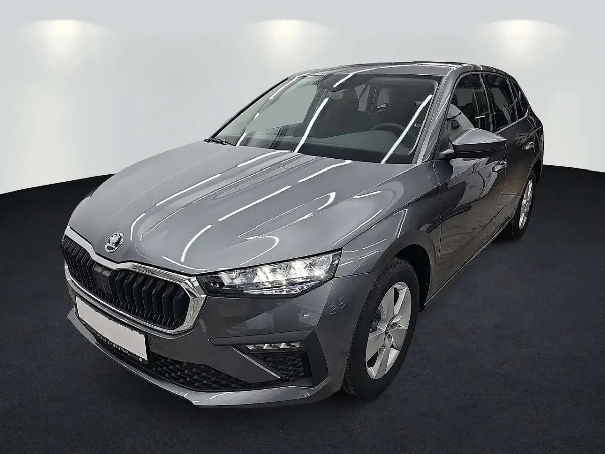 Neu Skoda Scala Selection 116 PS (85 kW) 2026 Graphitegrau metallic Kleinwagen