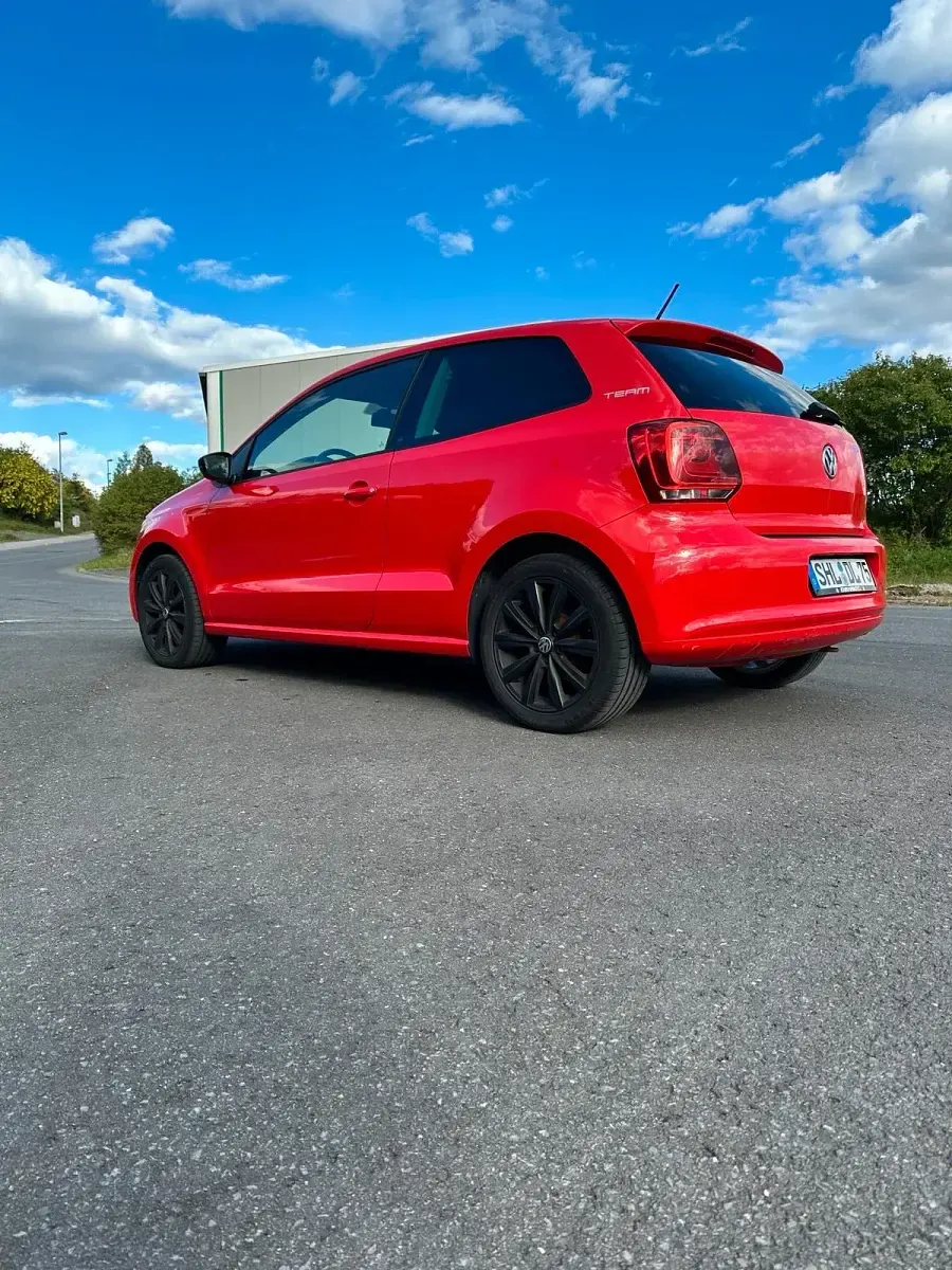Usata VW Polo 60 CV (44 kW) 2011 Rosso Utilitaria