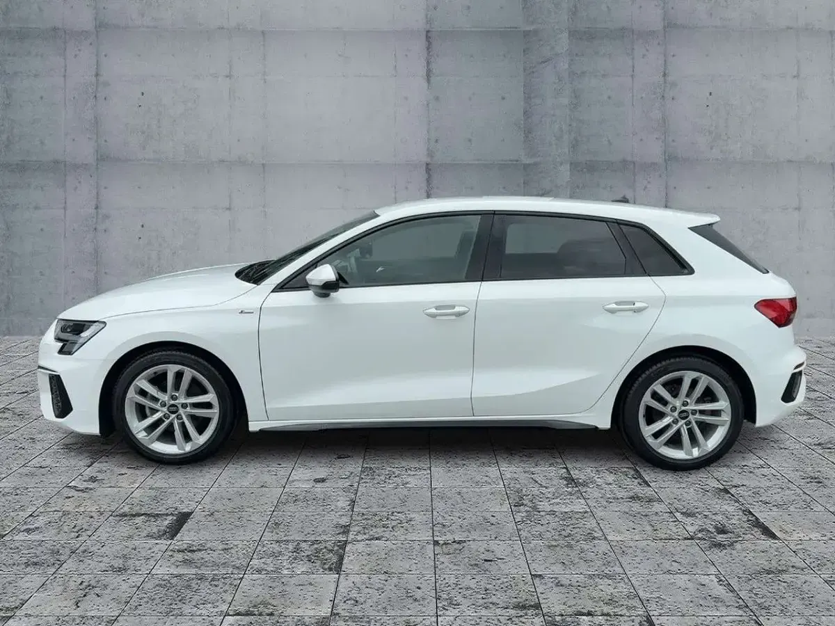 Gebraucht Audi A3 S-Line 110 PS (80 kW) 2023 Ibisweiß Limousine