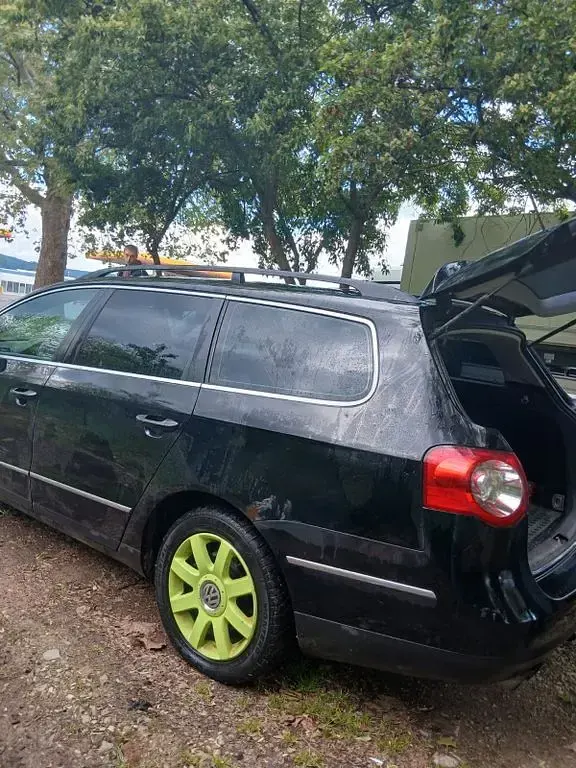 Second-hand VW Passat Trendline 140 CP (102 kW) 2007 Negru Berlinǎ
