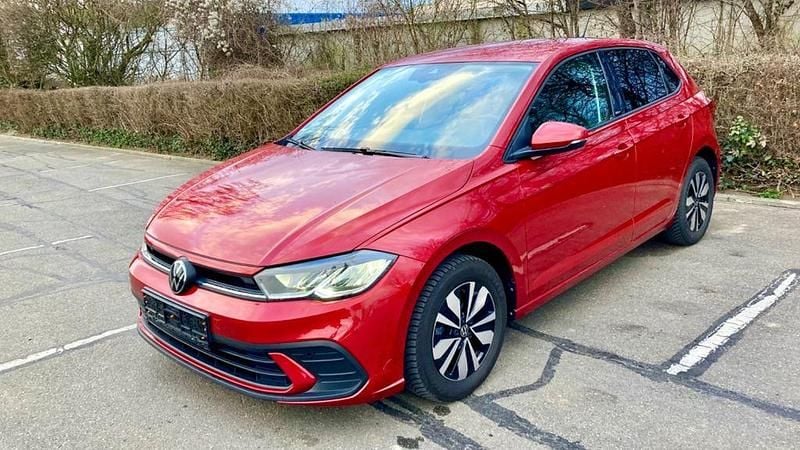 Gebraucht VW Polo Move 95 PS (69 kW) 2024 Rot Kleinwagen