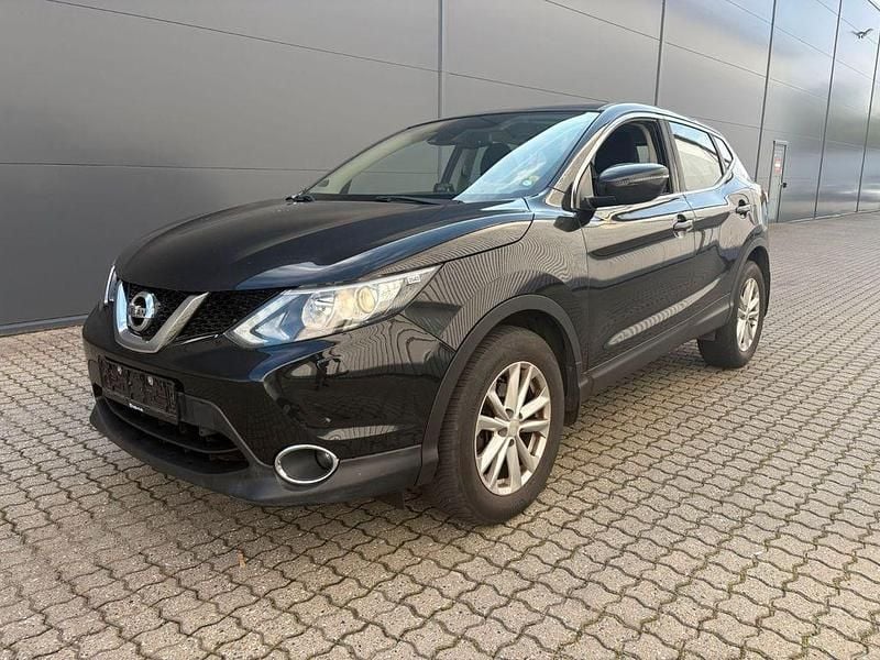 Schwarz Gebraucht 2015 Nissan Qashqai SUV | 8.200 € (Superpreis) - Bild 1/4