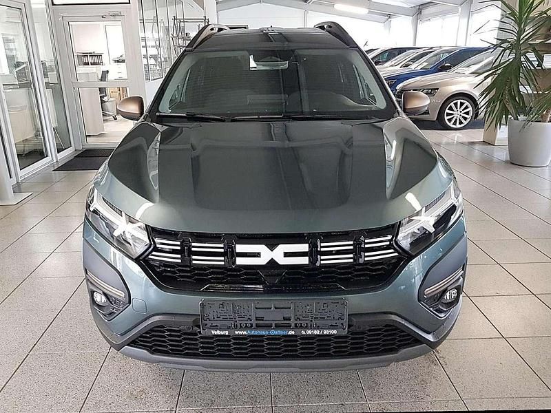 Gebraucht Dacia Jogger Extreme 101 PS (74 kW) 2024 Zedergrün Van / Kleinbus