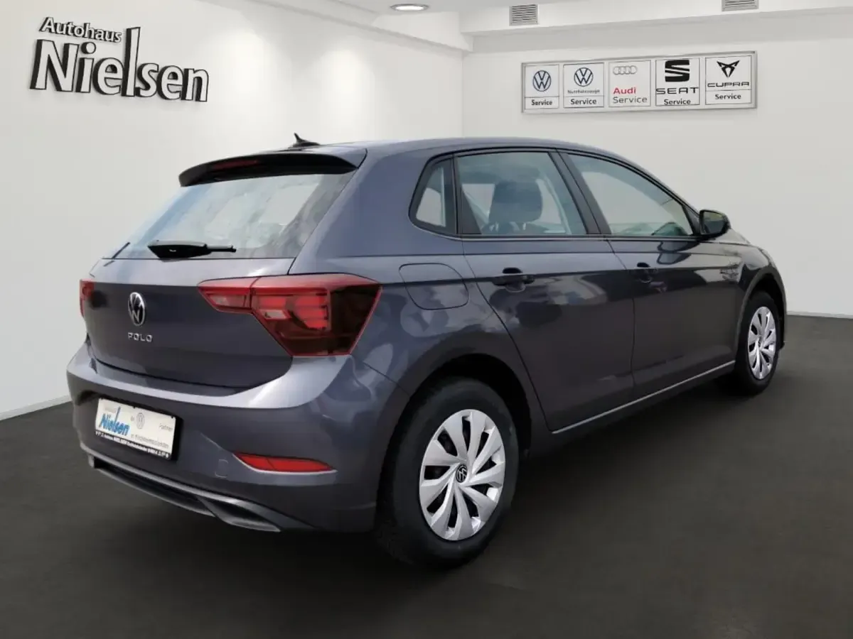 Gebraucht VW Polo 80 PS (58 kW) 2022 Rauchgrau metallic Kleinwagen