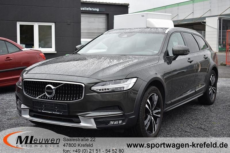 Grau Gebraucht 2018 Volvo V90 CC Kombi | 26.950 € (Superpreis) - Bild 1/4