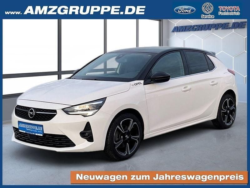 Weiß (uni) Gebraucht 2021 Opel Corsa Ultimate Limousine | 16.390 € (Fairer Preis) - Bild 1/4