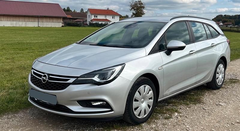 Silber Gebraucht 2017 Opel Astra Kombi | 5.999 € (Fairer Preis) - Bild 1/4