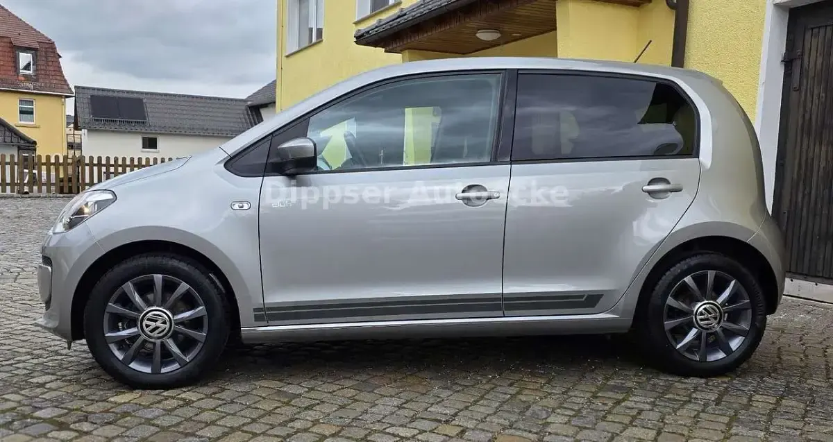 Gebraucht VW up! 60 PS (44 kW) 2016 "tungstensilber" Kleinwagen