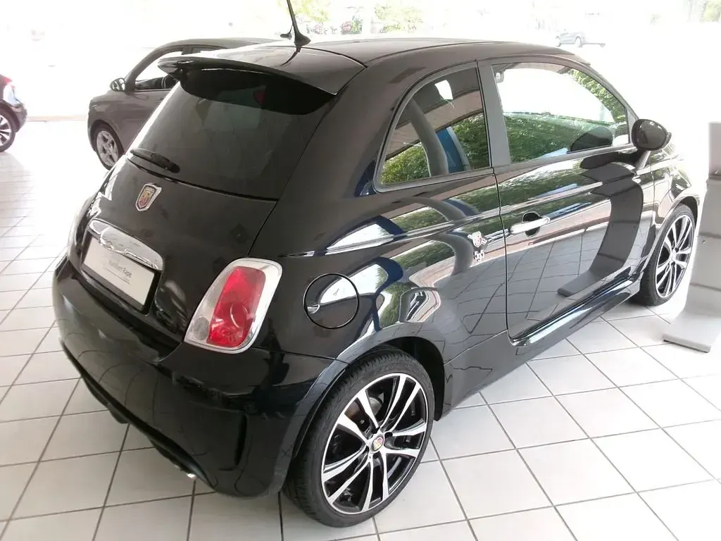 Gebraucht Abarth 595 140 PS (102 kW) 2016 Schwarz Kleinwagen