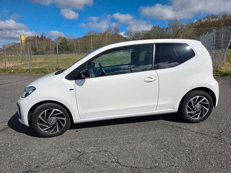 Gebraucht VW up! Join 75 PS (55 kW) 2018 Weiß Kleinwagen