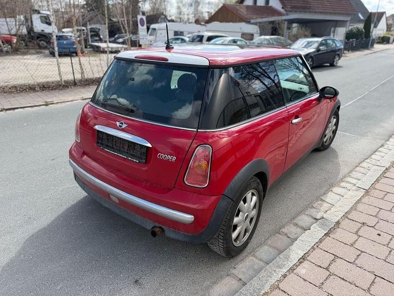 Gebraucht Mini ONE 90 PS (66 kW) 2002 Rot Kleinwagen