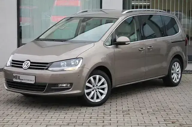 Gebraucht VW Sharan Highline 150 PS (110 kW) 2017 Gold Van / Kleinbus