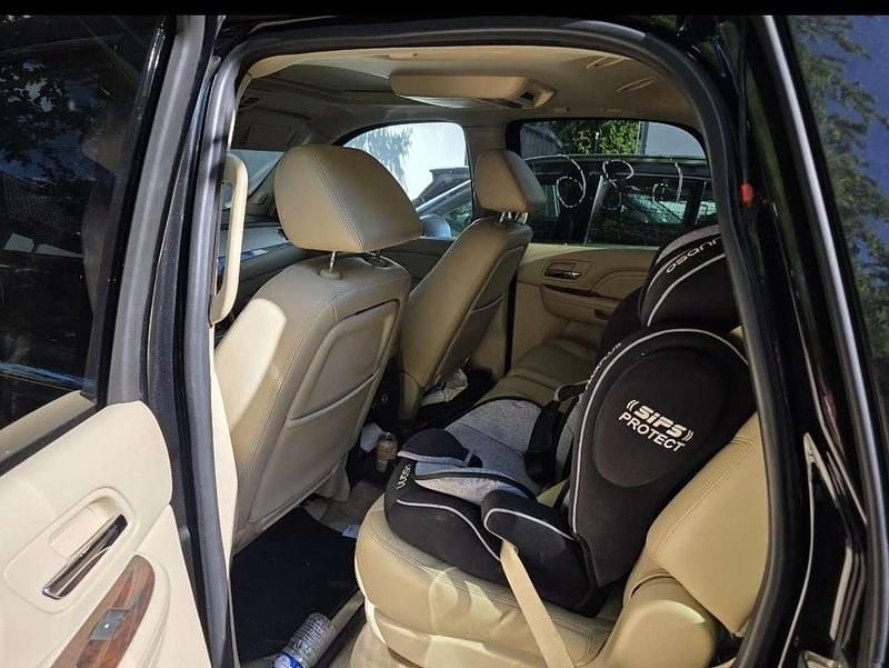 Schwarz Gebraucht 2010 Cadillac Escalade SUV | 15.000 € (Superpreis) - Bild 1/4
