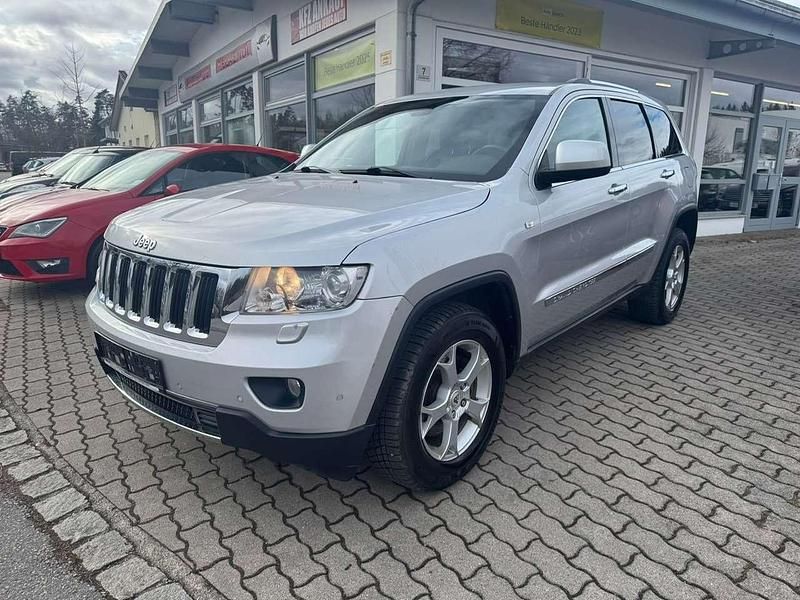 Gebraucht Jeep Grand Cherokee Limited 241 PS (177 kW) 2012 Bright silver metallic clear SUV