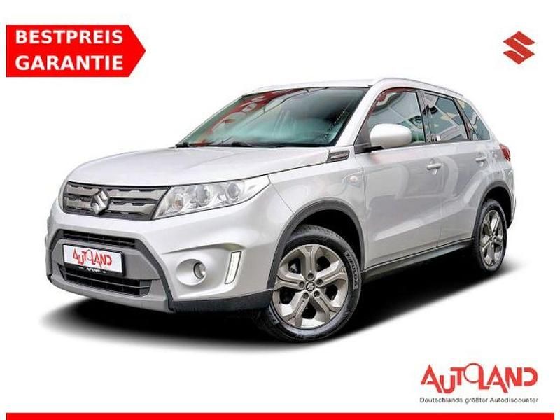 Silkysilvermet. (metallic) Gebraucht 2018 Suzuki Vitara Comfort SUV | 15.990 € (Fairer Preis) - Bild 1/4