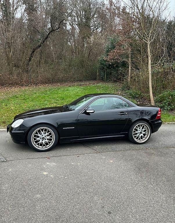 Schwarz Gebraucht 2004 Mercedes SLK230 Cabrio | 5.800 € (Teuer) - Bild 1/4