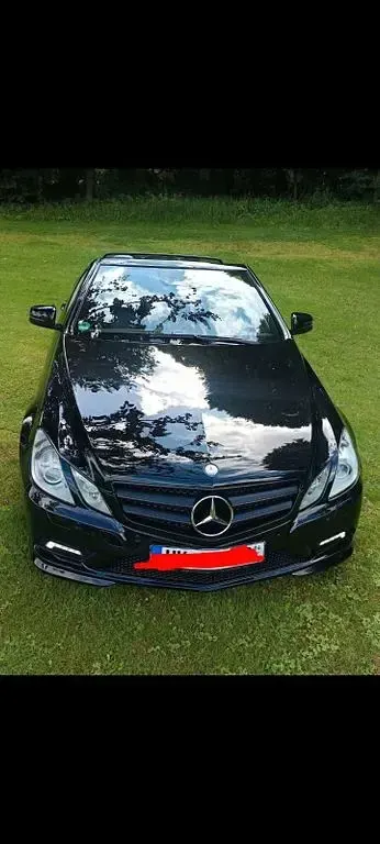 Gebraucht Mercedes E500 Avantgarde 387 PS (284 kW) 2010 Schwarz Cabrio