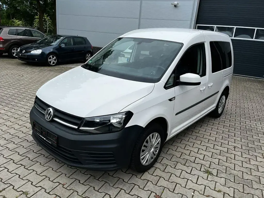 Gebraucht VW Caddy Trendline 102 PS (75 kW) 2020 Weiß Van / Kleinbus