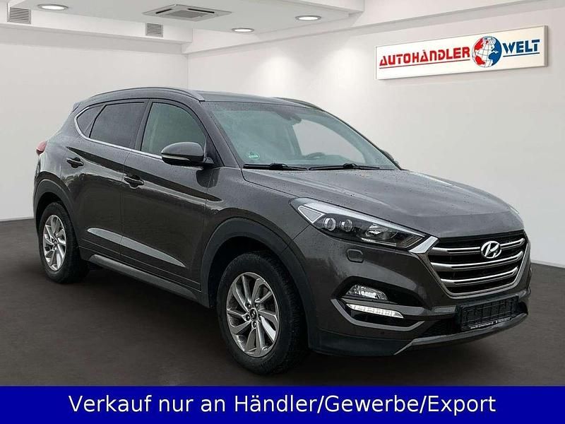 Gebraucht Hyundai Tucson Style 177 PS (130 kW) 2016 Grau SUV