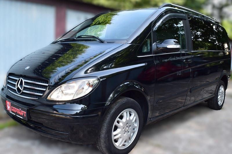 Schwarz Gebraucht 2004 Mercedes Viano Van / Kleinbus | 2.999 € (Superpreis) - Bild 1/4