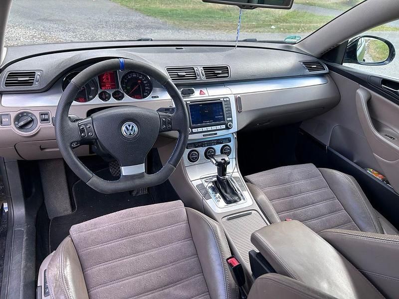 Schwarz Gebraucht 2006 VW Passat Kombi | 4.500 € (Teuer) - Bild 1/4