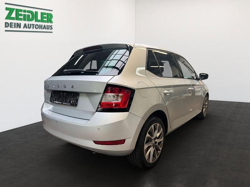 Gebraucht Skoda Fabia Clever 95 PS (69 kW) 2021 Silber Kleinwagen