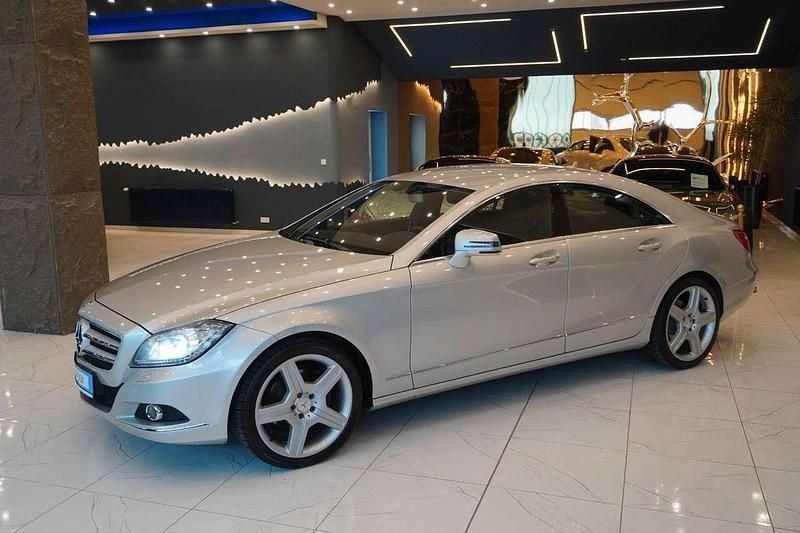 Gebraucht Mercedes CLS350 265 PS (194 kW) 2011 Iridiumsilber Coupé