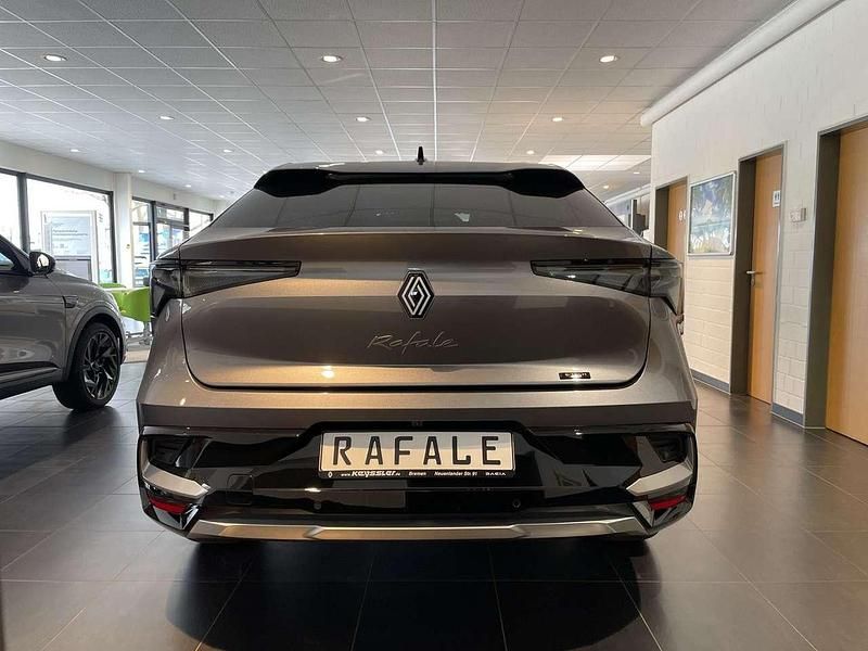 Neu Renault Rafale Techno 131 PS (96 kW) 2026 Dolmit grau mit dach in black SUV