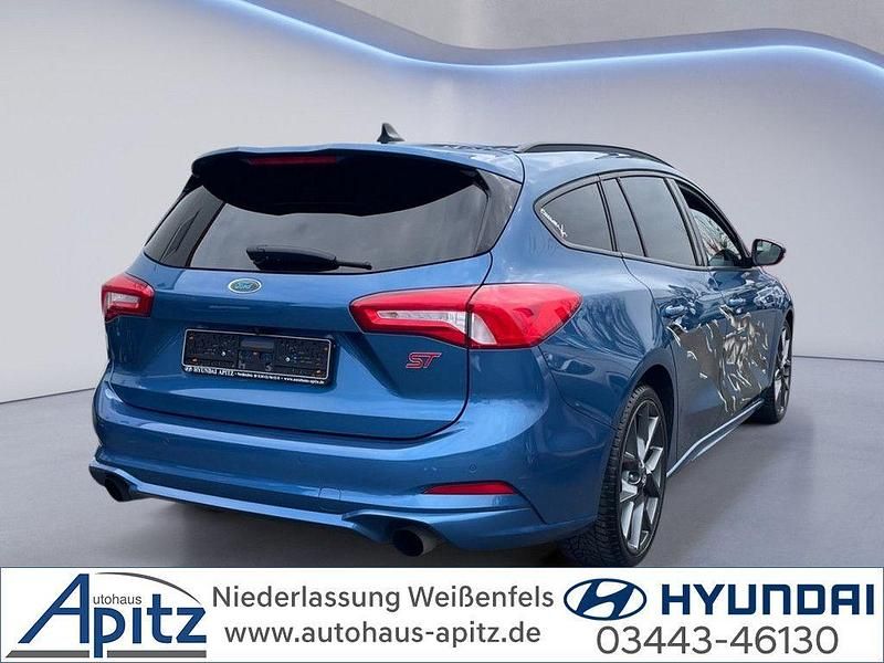 Gebraucht Ford Focus ST 280 PS (205 kW) 2020 Blau Limousine