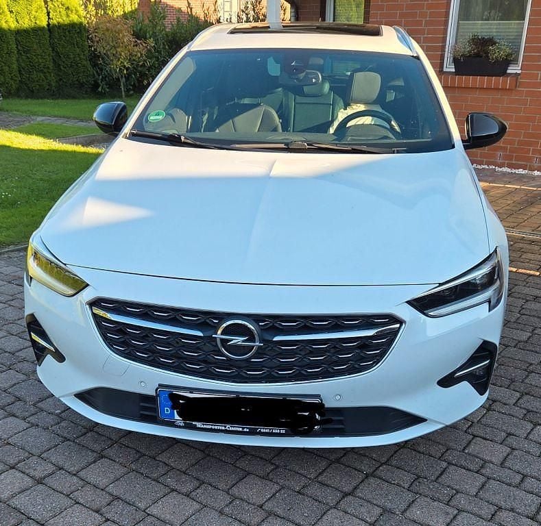Gebraucht Opel Insignia Ultimate 174 PS (127 kW) 2021 Weiß Kombi