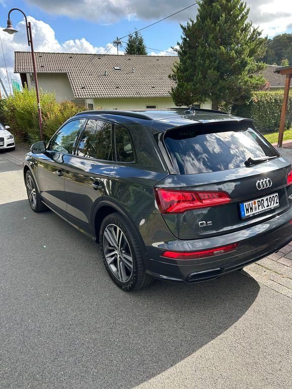 Gebraucht Audi Q5 Ambiente 190 PS (139 kW) 2020 Grau SUV