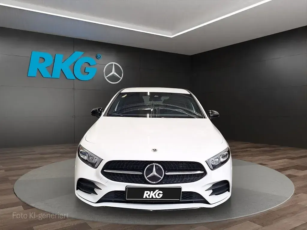 Gebraucht Mercedes A250 AMG 218 PS (160 kW) 2021 Weiß Limousine