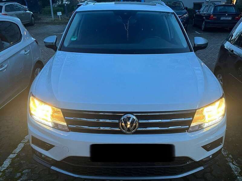 Weiß Gebraucht 2018 VW Tiguan Allspace Comfortline SUV | 25.000 € (Fairer Preis) - Bild 1/4