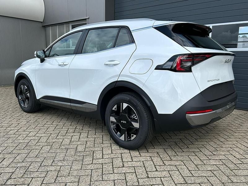 Neu Kia Sportage Vision 179 PS (131 kW) 2025 Deluxeweiß metallic SUV
