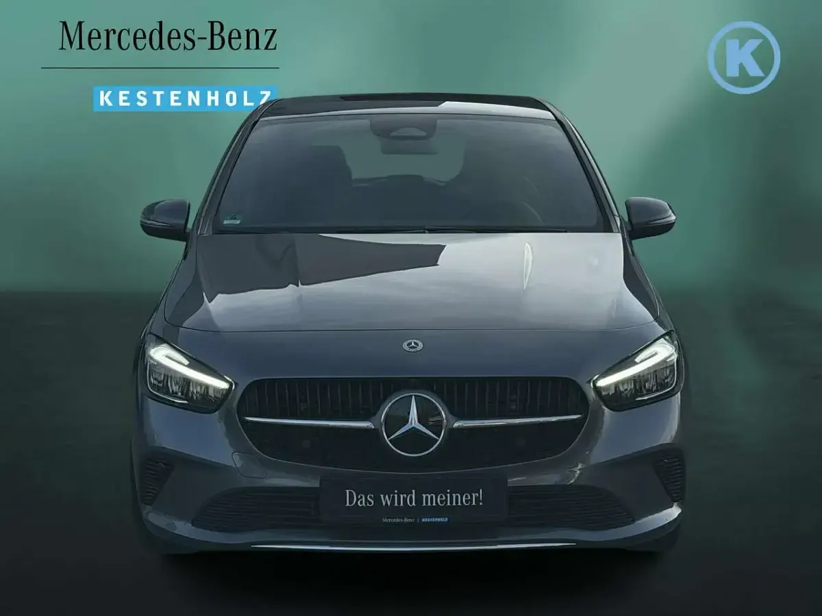Gebraucht Mercedes B200 Progressive 163 PS (119 kW) 2024 Mountaingrau Kleinwagen