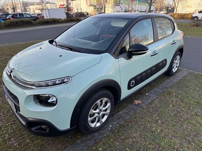 Grün Gebraucht 2017 Citroën C3 Feel Limousine | 7.999 € (Fairer Preis) - Bild 1/4